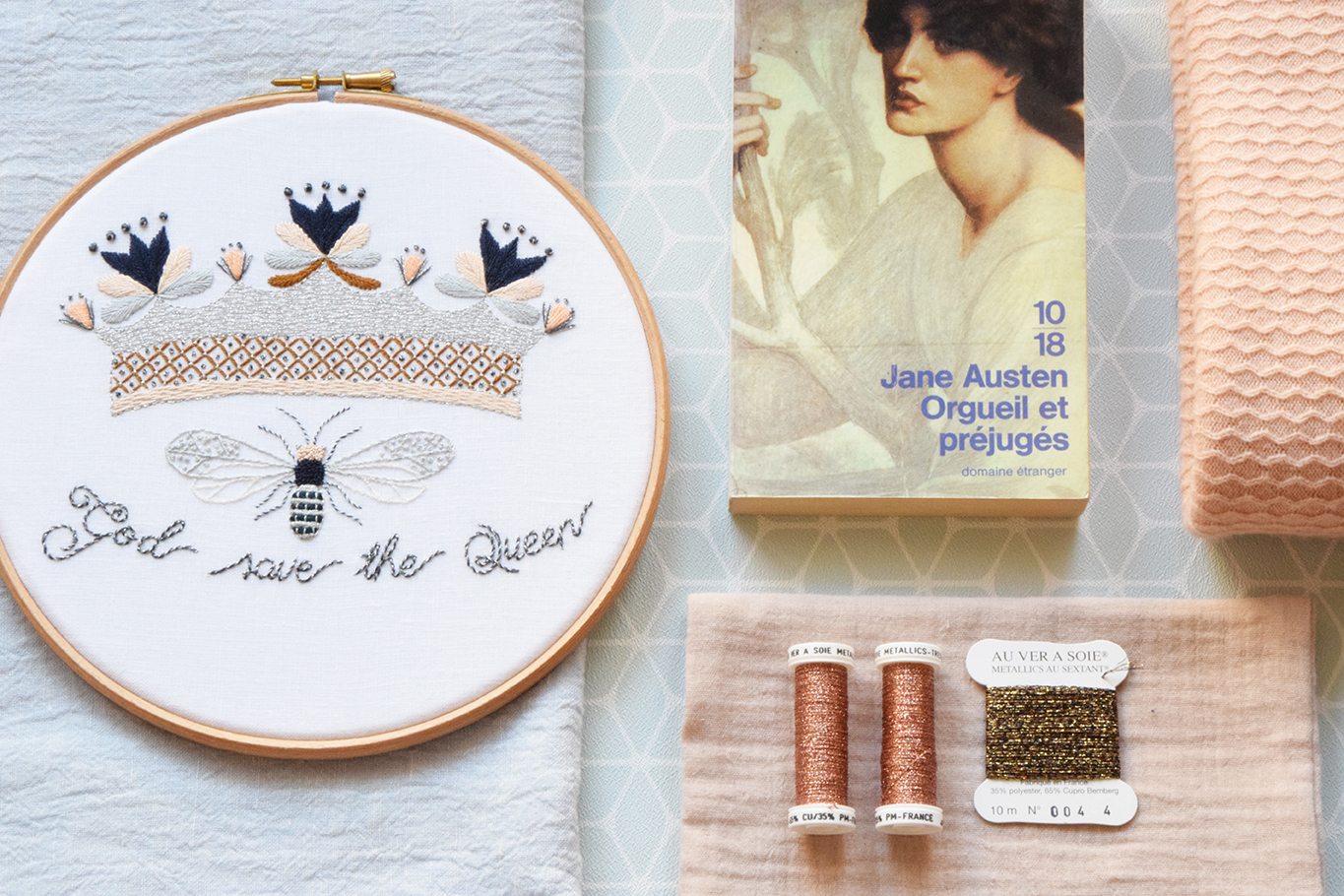 God save the queen, atelier de broderie avec Martine Biessy