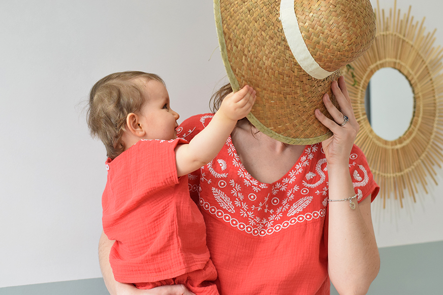 Broderie en tandem : mère et fille, un cours de broderie pour la fête des mères